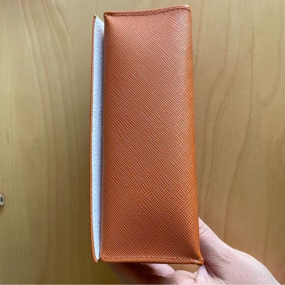 Tory Burch Orange Sunglasses Leather Case Magnetic Closure - Picture 5 of 9